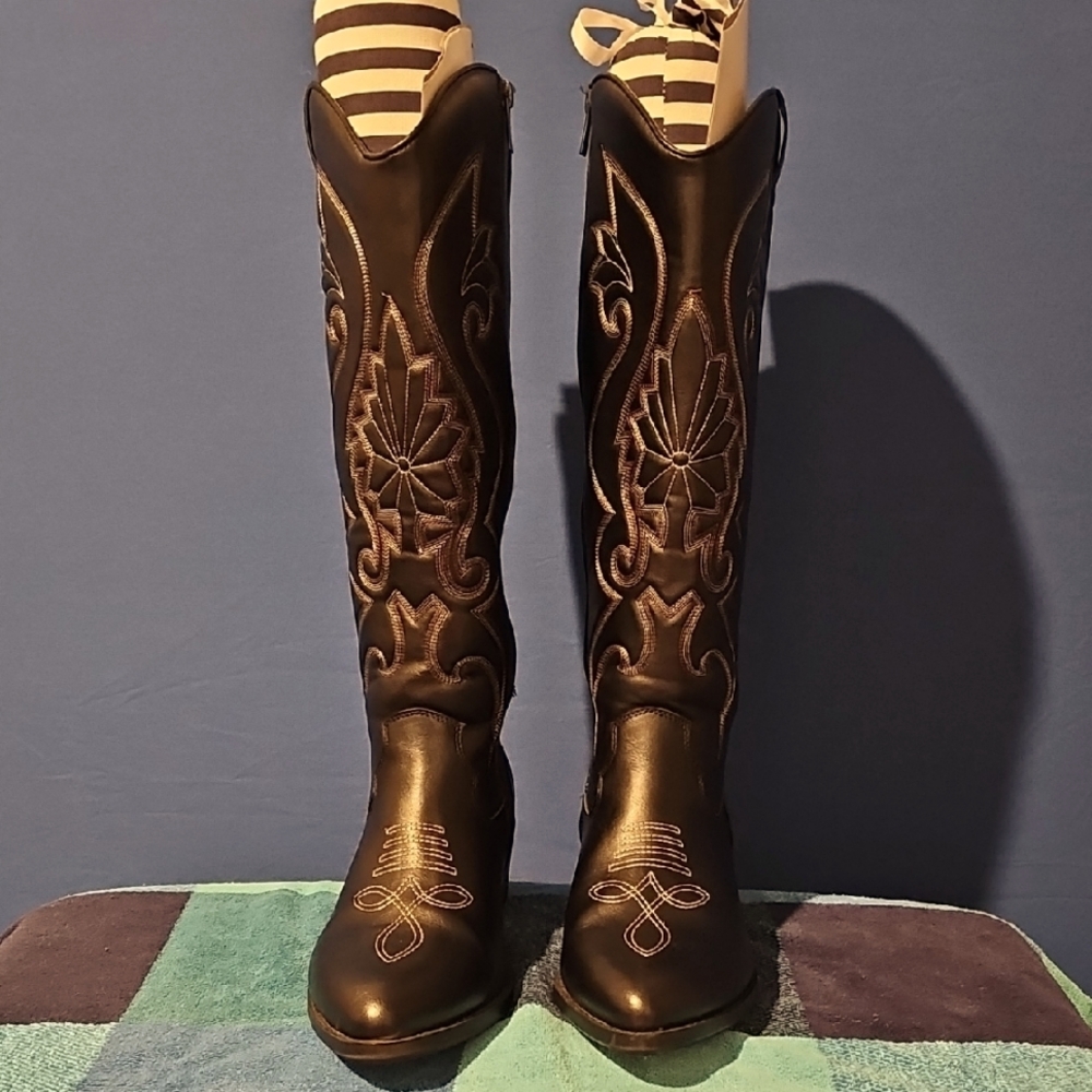 Torrid Western Embroidered Knee Tall Boots 11WW